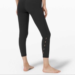 UNLIMIT HIGH-RISE TIGHT 25" *KEYHOLE size 6
